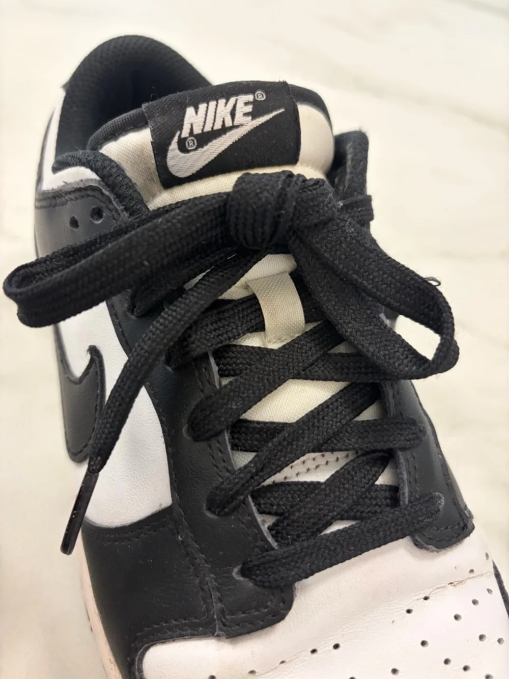 Nike Dunk Low Panda Women’s 7.5 Black White Sneakers Low Top Casual Streetwear - Picture 5 of 6